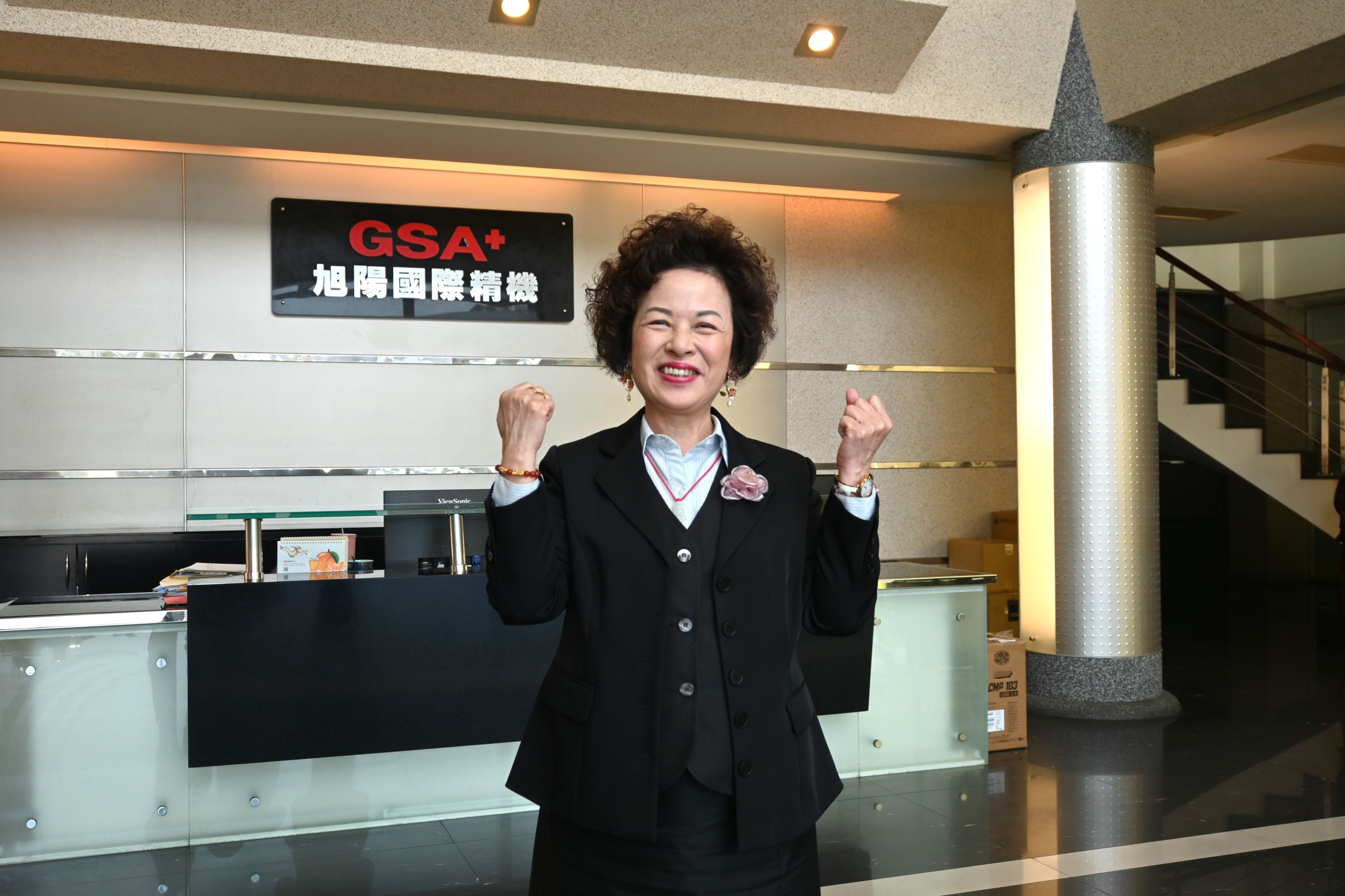 從助理到業務高手闖出佳績 成為卓越領袖的「黑手女神龍」｜專訪旭陽國際精機中國區銷售總經理 林真楨 